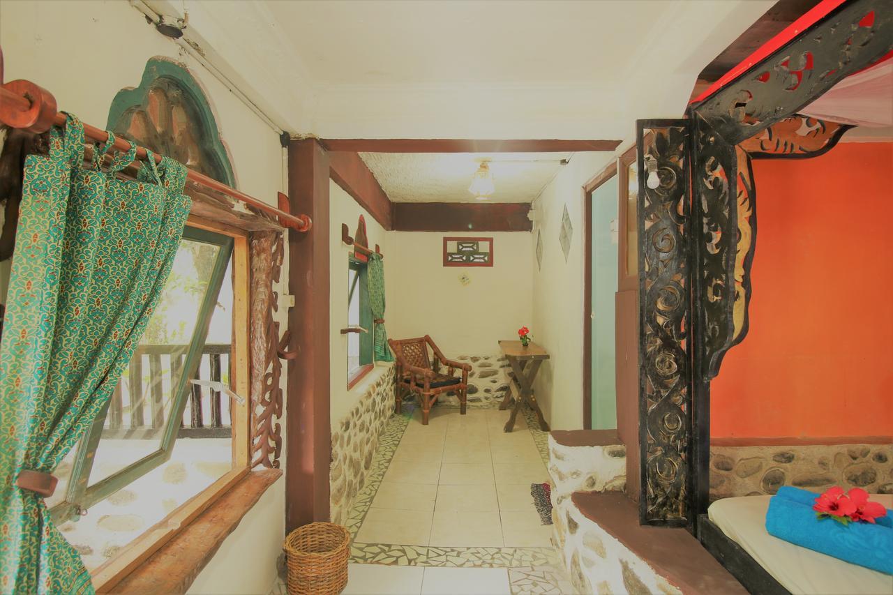 Jungle Tribe Guesthouseブラスタギ エクステリア 写真