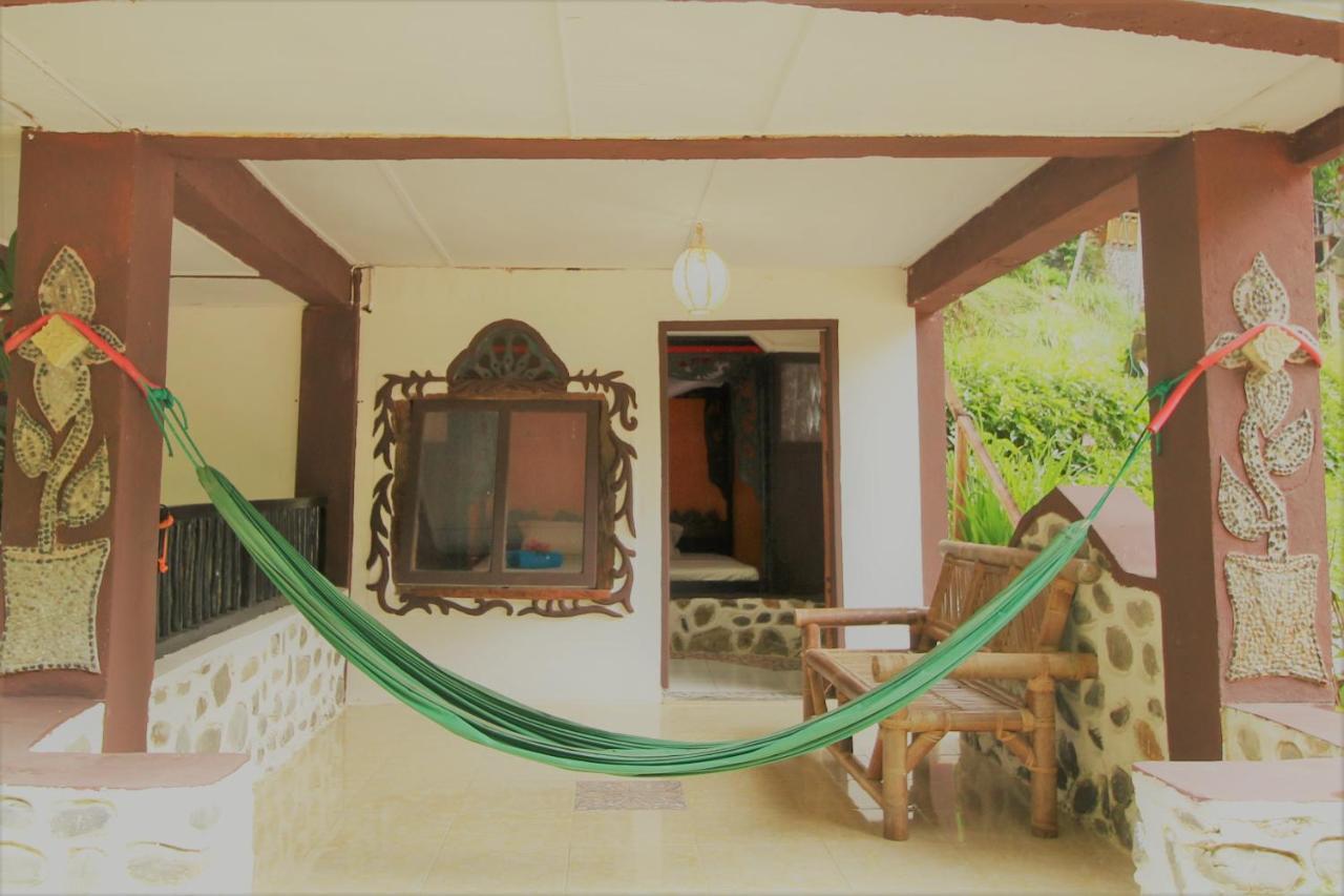 Jungle Tribe Guesthouseブラスタギ エクステリア 写真